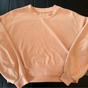 Lululemon Softstreme Perfectly Oversized Cropped Crew
(Peach Bellini)